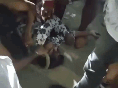 कुएं में गिरने से 22 साल की युवती की मौत:दो रेस्क्यू टीमों ने 2 घंटे मशक्कत कर बाहर निकाला, परिजन बोले-अचानक पैर फिसल गया