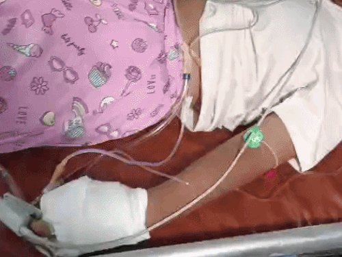 बेटी की छत से गिरकर मौत, ससुराल वालों पर FIR:पिता बोले- हत्या को हादसा बताया; 20 लाख रुपए के लिए परेशान करते थे