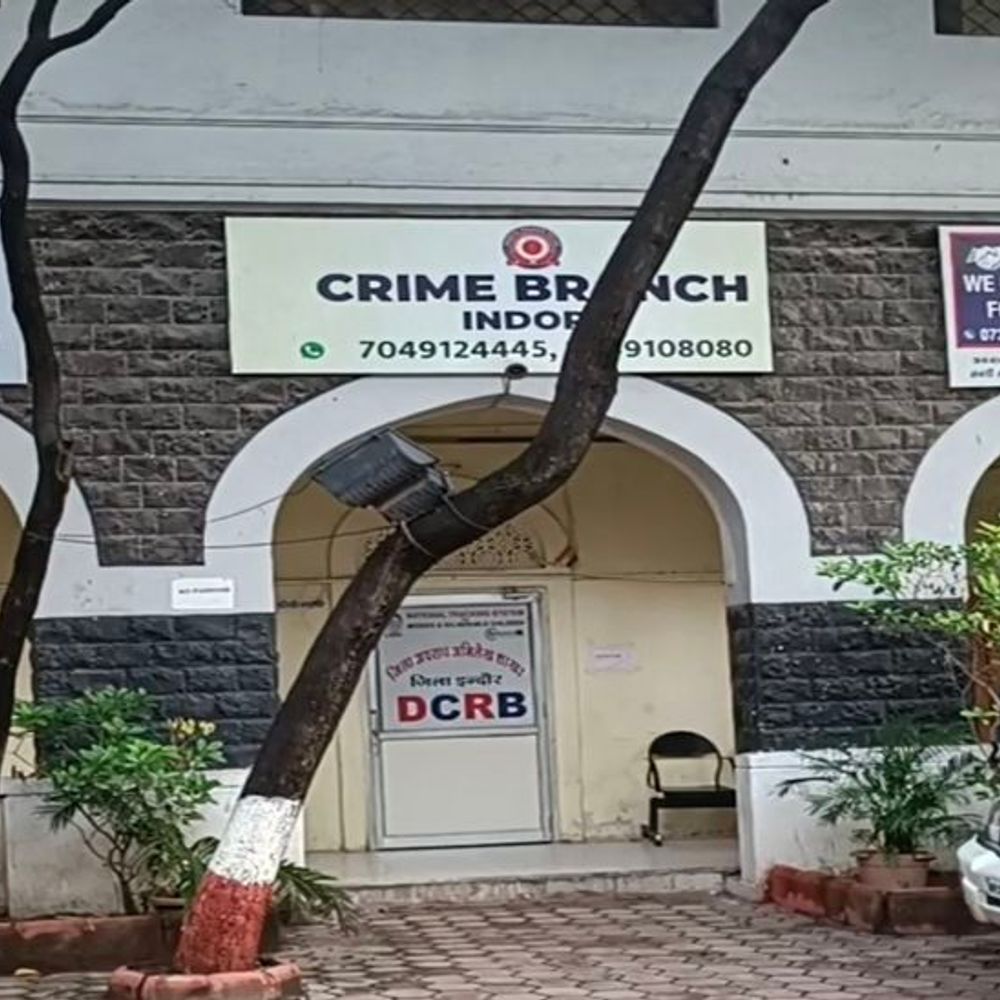 इंदौर में जमीन धोखाधड़ी के 2 मामलों पर FIR:ब्रोकर ने प्लॉट बेचकर खुद रख लिए 43.53 लाख, फर्जी दस्तावेजों से दूसरे प्लॉट को बेचने की कोशिश