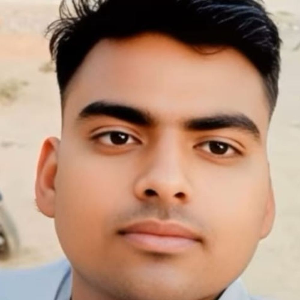 प्रयागराज में फाइनेंस कर्मी को ट्रक ने कुचला:स्वयं सहायता समूह में कार्यरत थे, फील्ड पर जाते समय हादसा; चालक गिरफ्तार