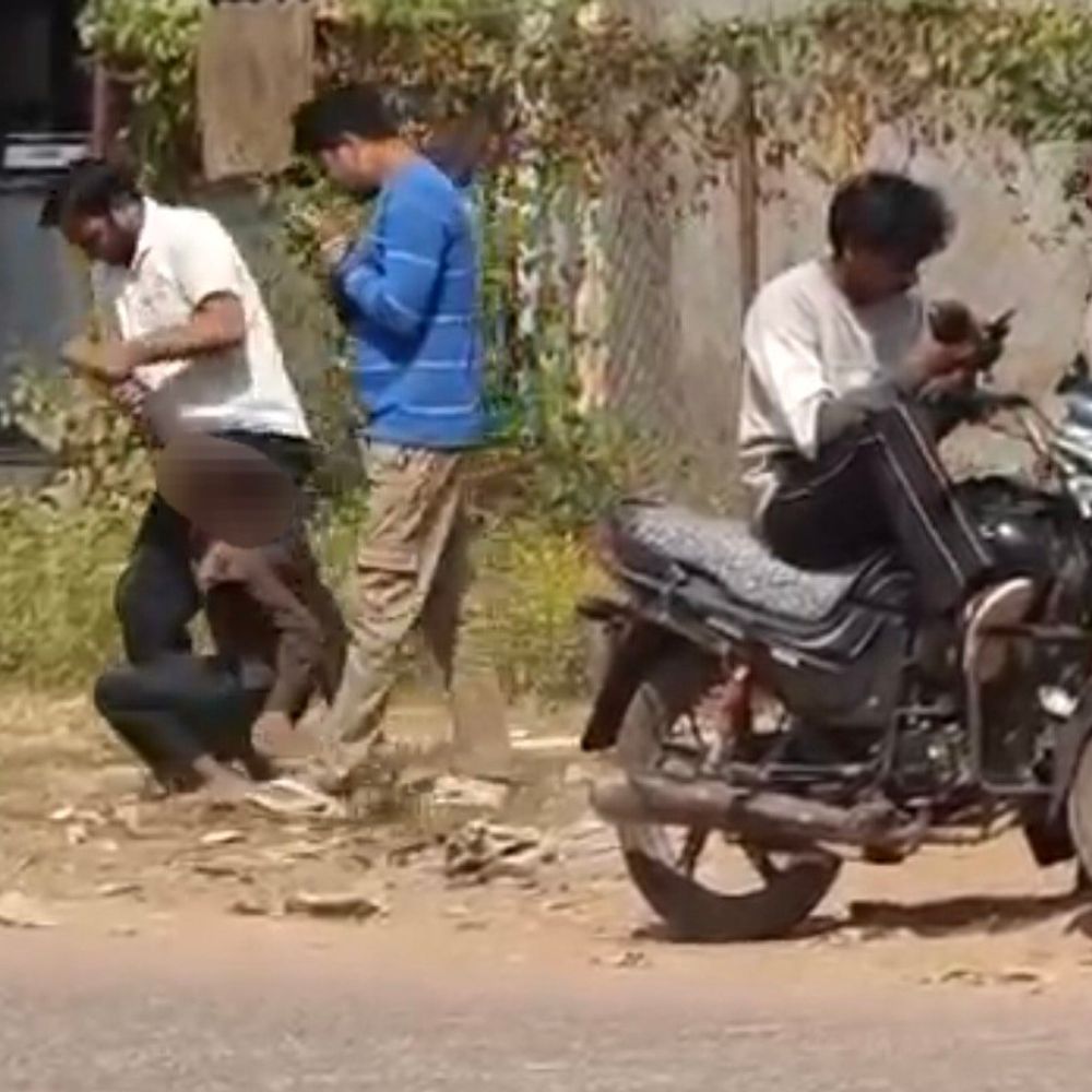 बच्चों के लड़ाई में परिजन ने नाबालिग बच्चे को पीटा:परिजनों से भी मारपीट और गाली-गलौज की; आरोपी पर केस दर्ज