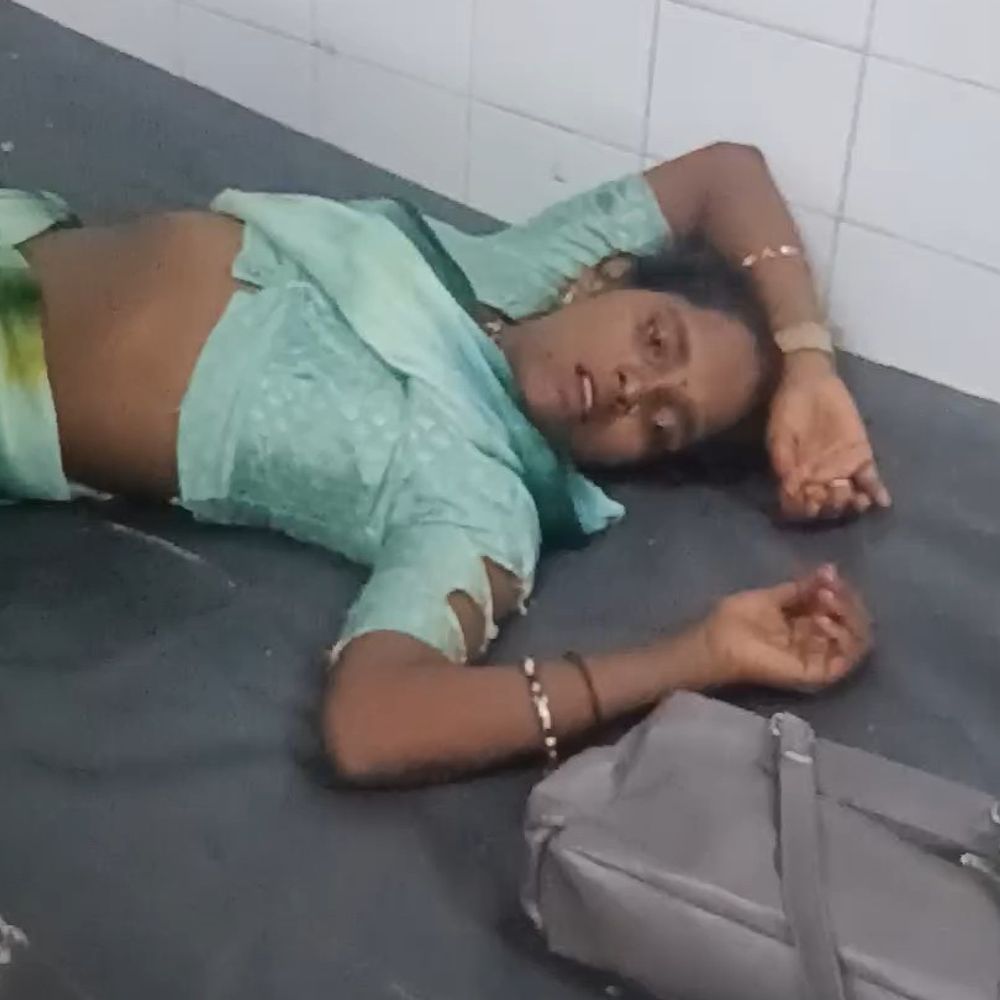 नईगढ़ी में दो बाइक की टक्कर:पति-पत्नी और उनकी एक साल की बच्ची घायल, तीनों रीवा रेफर