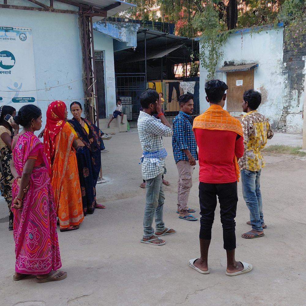 लोहे की रॉड से हमले में महिला की मौत:पति-पत्नी के विवाद में बीच-बचाव करने पहुंची महिला की गई जान, आरोपी फरार