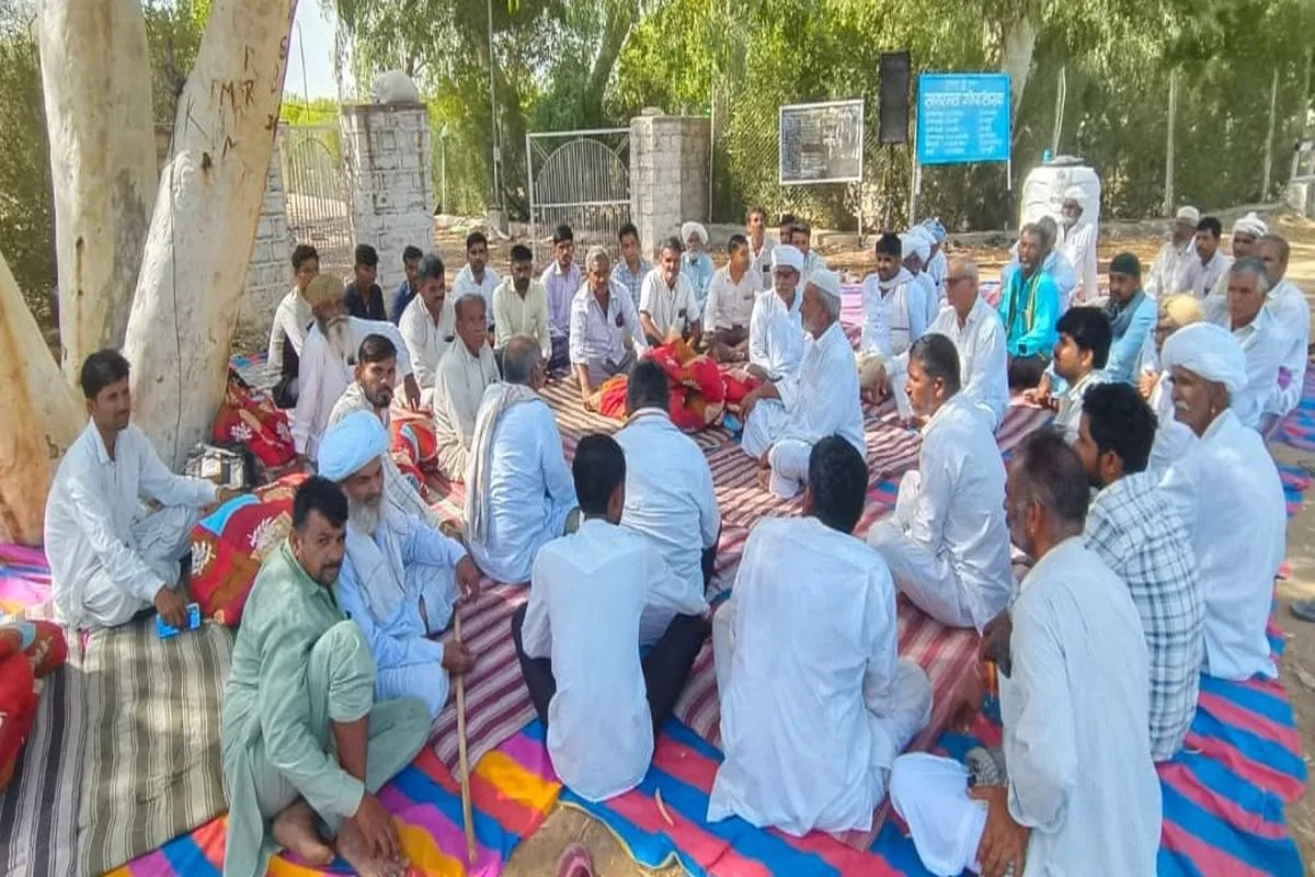 सिंचाई पानी नहीं मिलने से किसानों में रोष, दूर-दराज क्षेत्रों से लगातार पहुंच रहे किसान