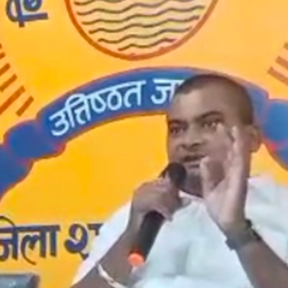 विधायक बोले-दिसंबर तक पेयजल-टॉयलेट की सुविधाएं उपलब्ध कराएं:शेखपुरा के 33 उच्च माध्यमिक विद्यालयों के प्रधानाध्यापकों के साथ हुई बैठक