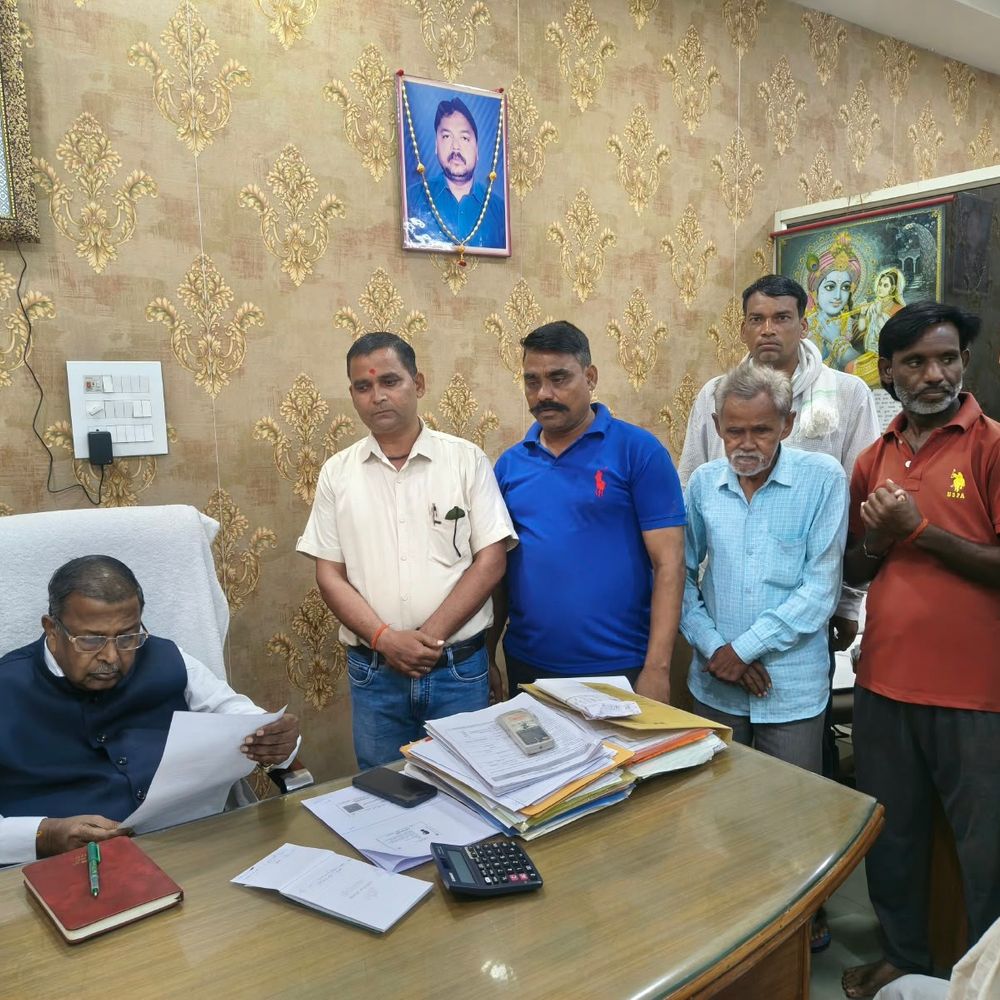 सफाई कर्मचारियों ने सभापति को ज्ञापन सौंपकर समाधान मांगा:एसीपी लाभ, एरियर; आरजीएचएस चिकित्सा और अनुकंपा नियुक्ति समेत कई मांगें रखीं