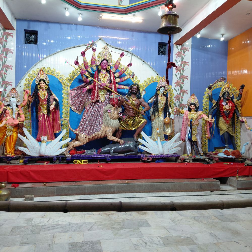 खगड़िया में महाअष्टमी पर मंदिरों में मां महागौरी की पूजा:20-21 अक्टूबर को लगेगा मेला; स्टेशन रोड दुर्गा स्थान में 4 दिवसीय आयोजन