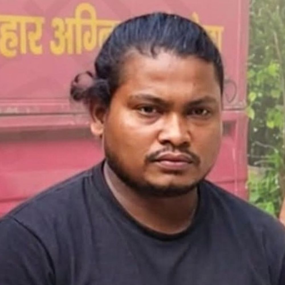 समस्तीपुर से हत्या का आरोपी गिरफ्तार:ट्रांजिट रिमांड पर पंजाब पुलिस लेकर गई, 2 साल पहले होशियारपुर में किया था मर्डर