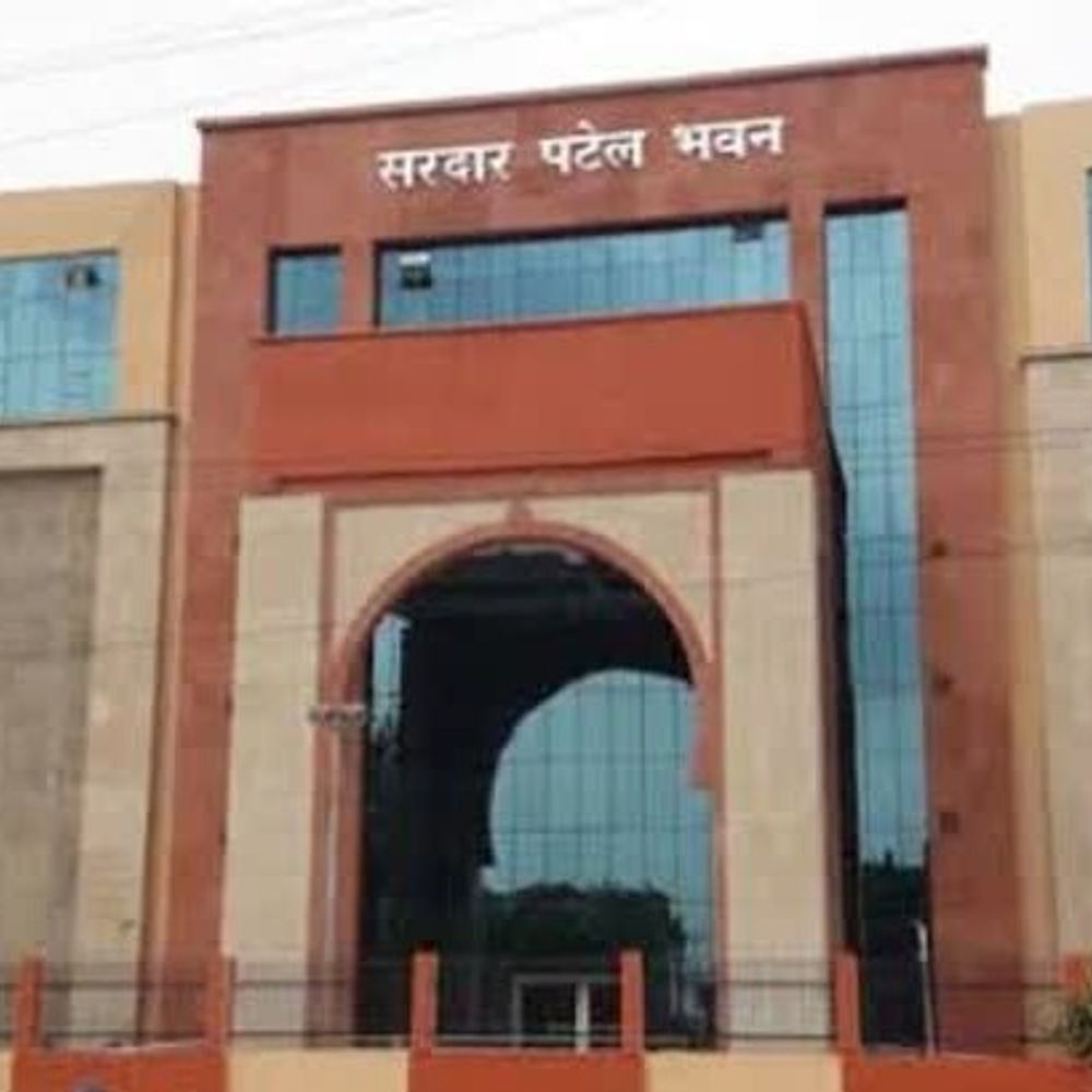 बिहार में 49 पुलिस इंस्पेक्टर बने DSP:अरुण कुमार, शालीग्राम और संजय सिंह समेत कई शामिल; वेतन स्तर-9 के तहत मिलेगा आर्थिक लाभ