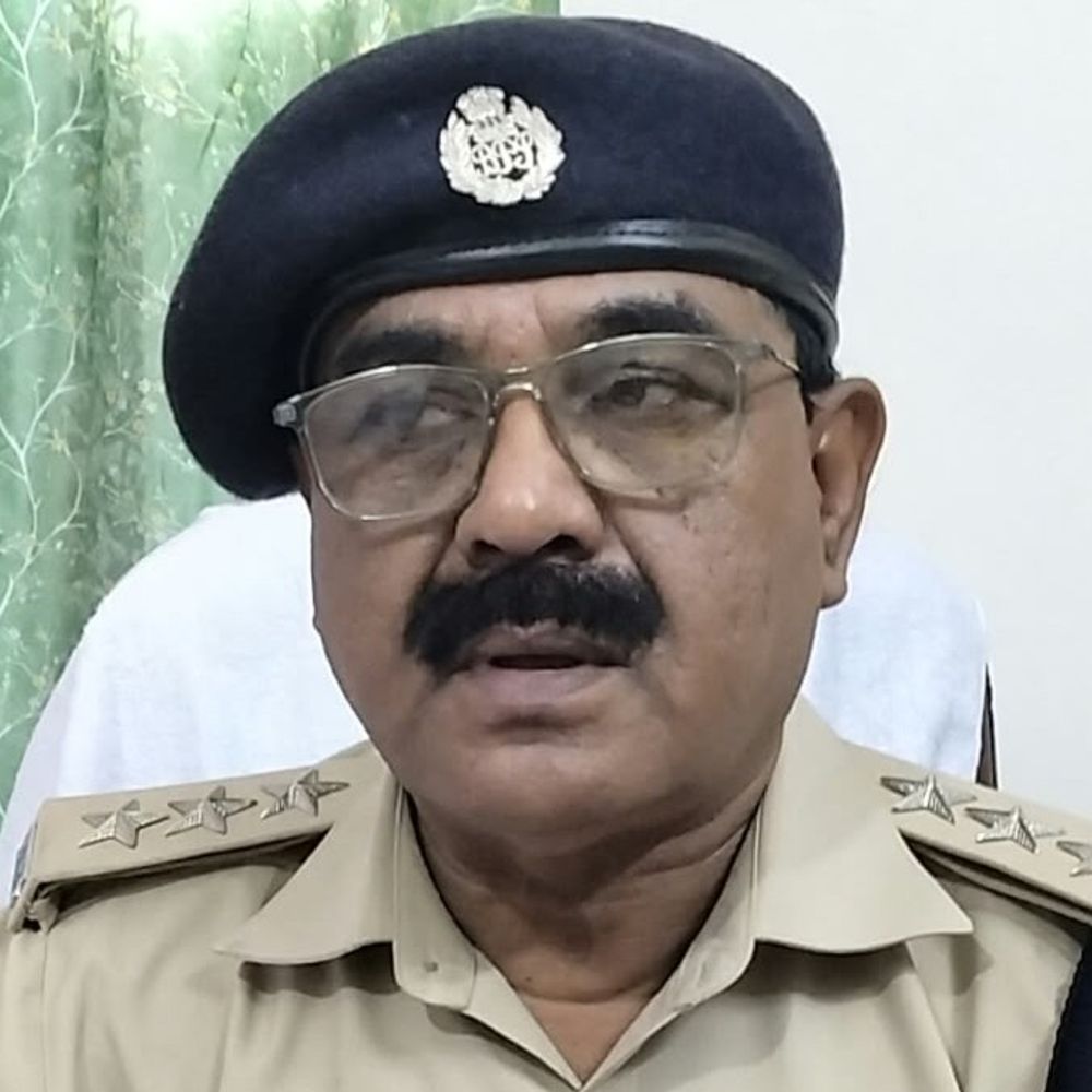 दरभंगा- 26 लाख लेकर जमीन दूसरे के नाम रजिस्ट्री कराया:रकम मांगने पर मारपीट और पिस्टल दिखाकर धमकी देने के आरोप, FIR दर्ज; जांच जारी
