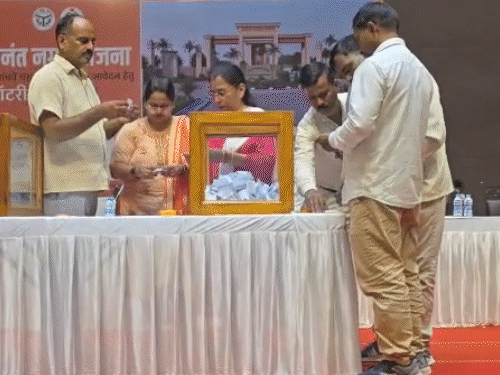 चार नवंबर से नैमिष-वरुण विहार के भूखंडों की लॉटरी:4,500 भूखंडों के लिए 35 हजार से अधिक आवेदन, इंदिरा गांधी प्रतिष्ठान में होगा आवंटन