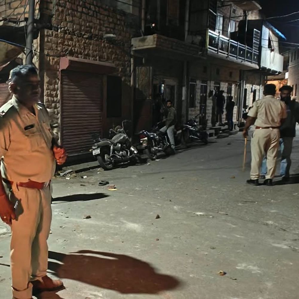 जोधपुर मेंं देर रात भिड़े दो पक्ष, तीन लोग घायल:बच्चों के खेलने के दौरान कहासुनी पर बढ़ा विवाद