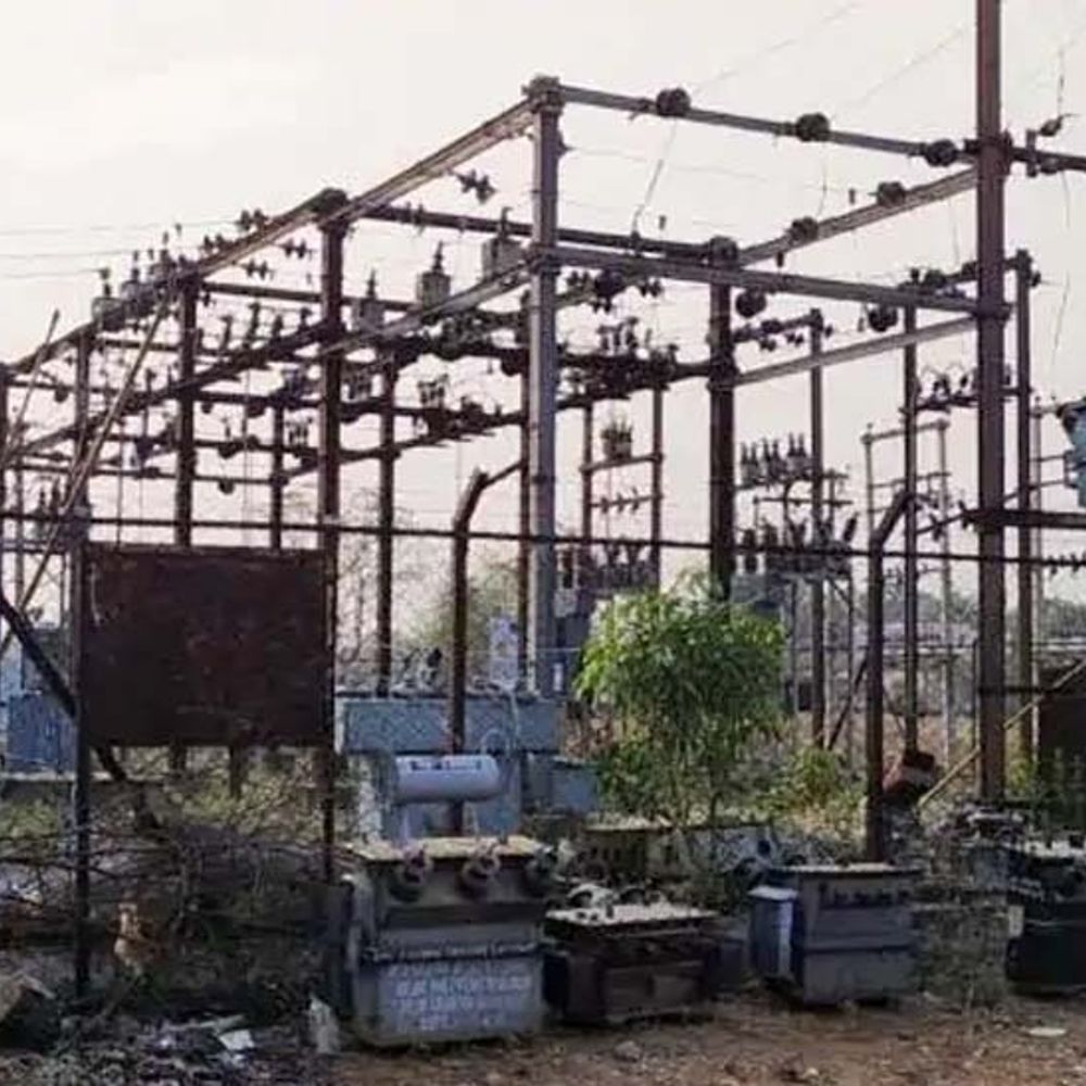 रायगढ़ में 28 इलाकों में 4 घंटे बिजली रहेगी बंद:दीपावली से पहले मेंटेनेंस, आज सुबह 10:30 से दोपहर 2:30 बजे तक कटौती