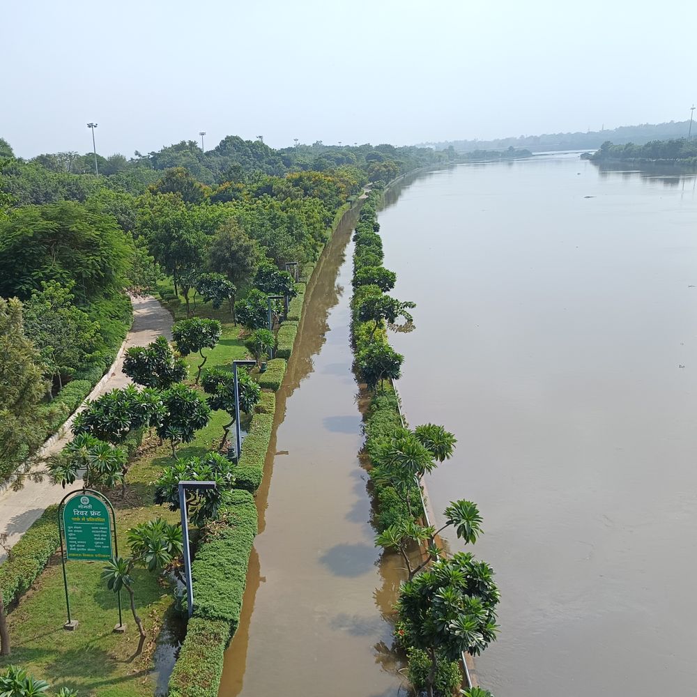 लखनऊ में सुबह से मौसम साफ:दिन में छाए बादल, बारिश की भी संभावना, गिरेगा पारा, बढ़ेगी ठंड