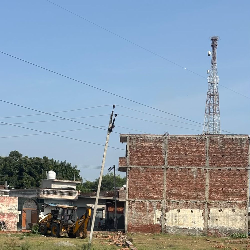 मेहता और वजीर भुल्लर में दो कॉलोनियों पर एडीए की कार्रवाई, निर्माण कार्य ढहाए