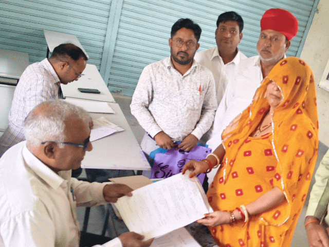 दूसरे चरण में नाम वापसी का आज आखिरी दिन:दोपहर 2 बजे के बाद मिलेंगे चुनाव चिह्न, 30 अक्टूबर को सेकेंड फेज की वोटिंग