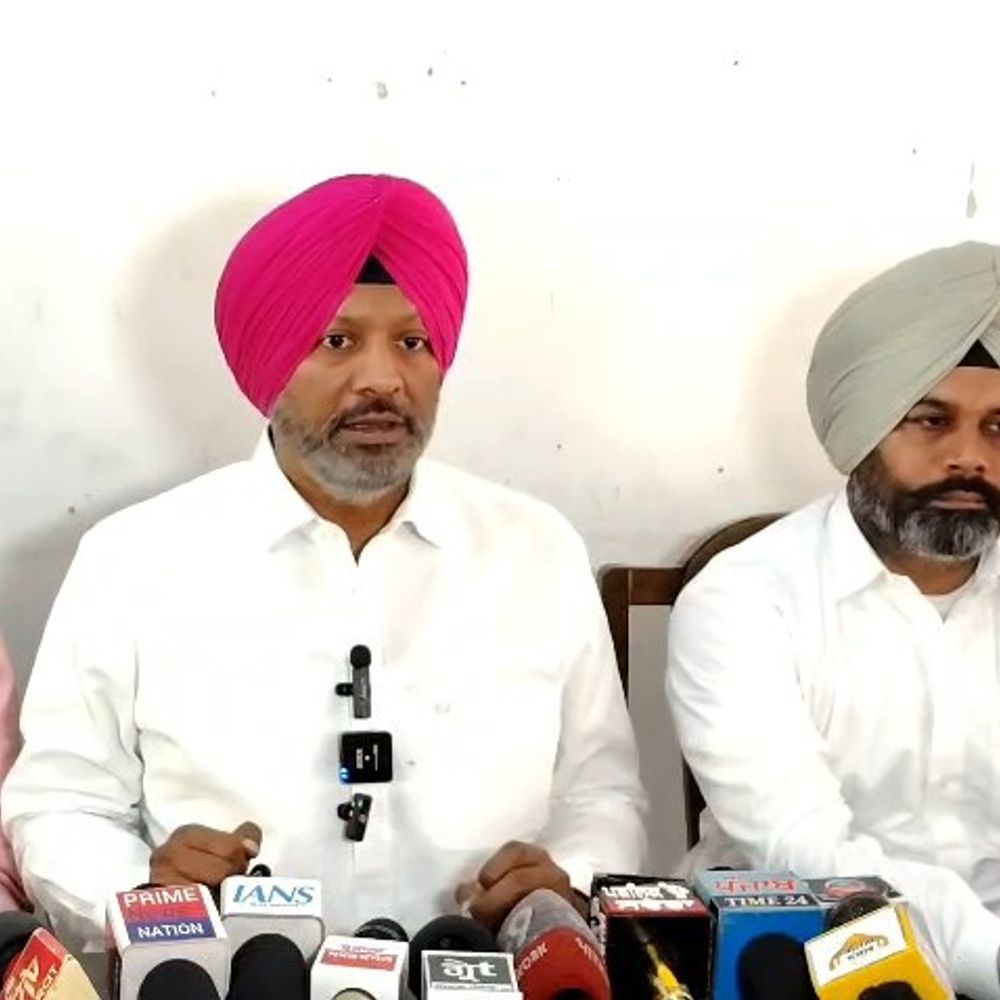 अमृतसर में CEC के इस्तीफे की मांग पर अड़ी कांग्रेस:बंडाला बोले-पंजाब सरकार भी दो महीने की मेहमान, दिल्ली में INDIA ब्लॉक की रैली