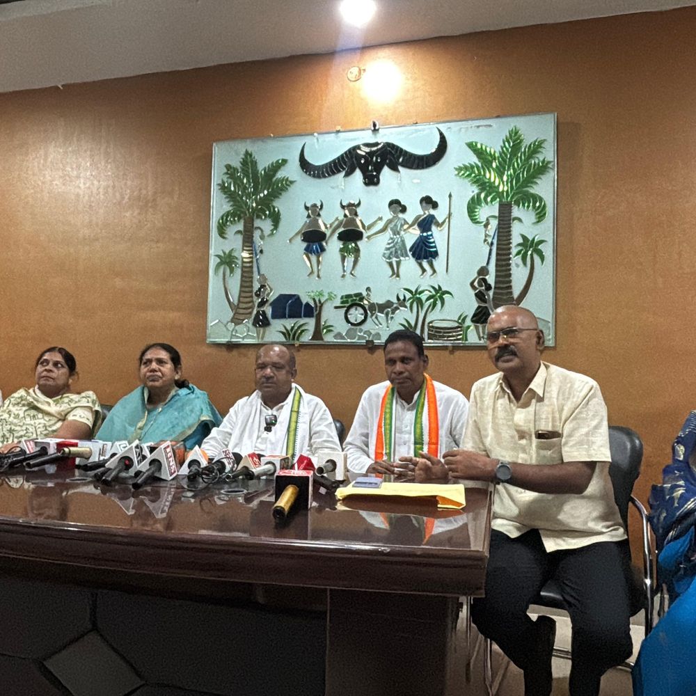 कवर्धा के नंदनी कुमान में 5 आदिवासी बच्चों की मौत:कांग्रेस जांच टीम गांव पहुंची, सरकार और विभागों पर लापरवाही का आरोप, कार्रवाई की मांग