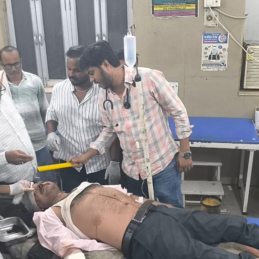 पत्नी ने सेना में हवलदार पति पर किया हमला:मैनपुरी में पत्नी से विवाद के बाद गंभीर घायल, सैफई पीजीआई रेफर