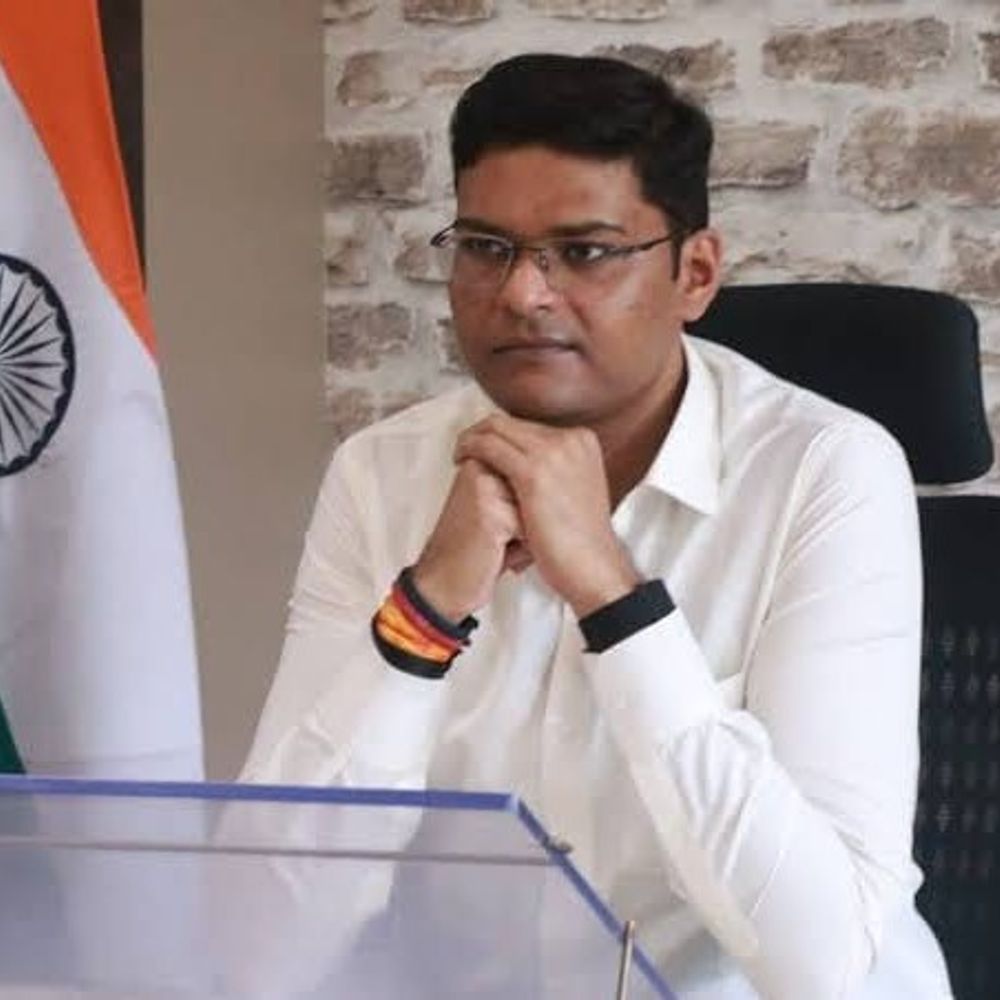 बालाघाट कलेक्टर कुमार सत्यम होंगे हरदा के नए कलेक्टर:सिद्धार्थ जैन वाणिज्य कर विभाग में भेजे गए, टिमरनी एसडीएम को मिली हरदा की जिम्मेदारी