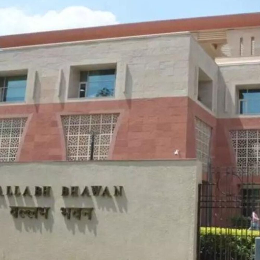 सीपीसीटी समेत आठ मांगों को लेकर एसीएस को ज्ञापन:पांच साल की क्वालीफाइंग सर्विस में छूट देकर प्रमोशन की अनुमति दे जीएडी