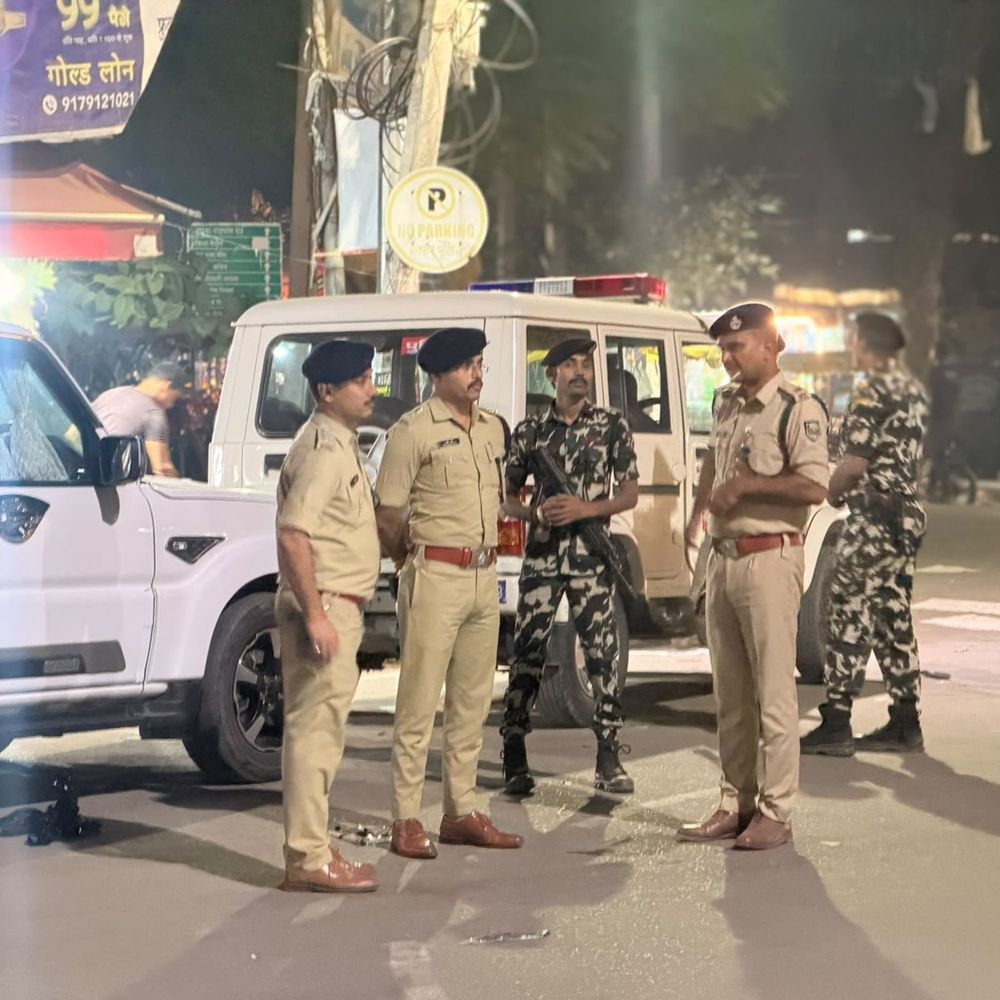 बक्सर में दो गुटों में विवाद के बाद फायरिंग:पुलिस ने मौके से कारतूस का खोखा किया बरामद, 4 लोग हिरासत में