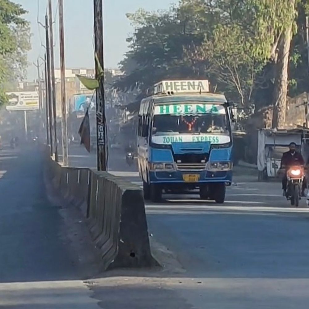 दशहरे पर बैतूल में ट्रैफिक प्लान बदला:दोपहर 12 बजे से भारी वाहनों की एंट्री बंद, तीन जगह पार्किंग की व्यवस्था