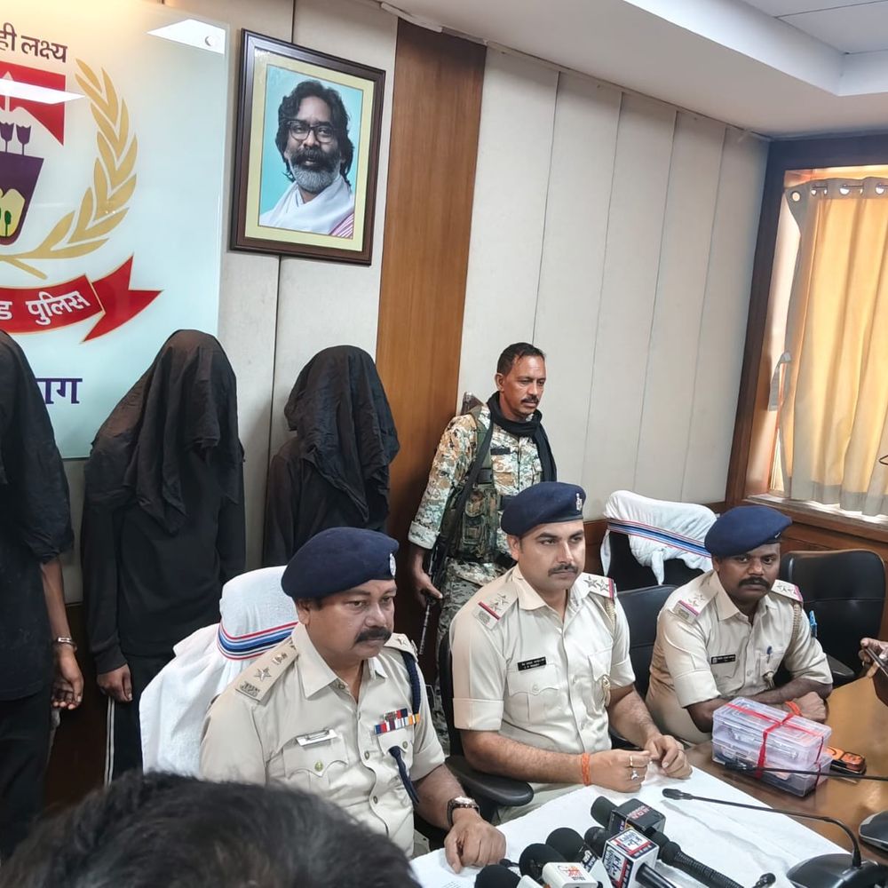 केरेडारी गोलीकांड का खुलासा:दो घायल समेत पांच आरोपी गिरफ्तार, आपराधिक योजना के बनाते वक्त चली थी गोली; दिया था झूठा बयान