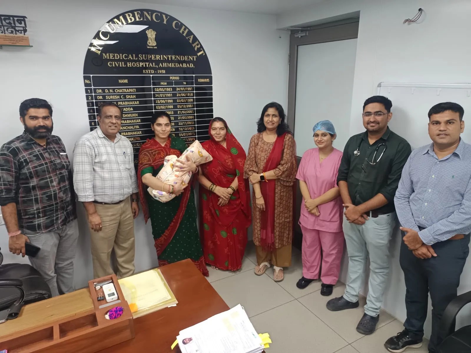 अहमदाबाद सिविल अस्पताल में दो नवजातों को गंभीर स्थिति से उबारा