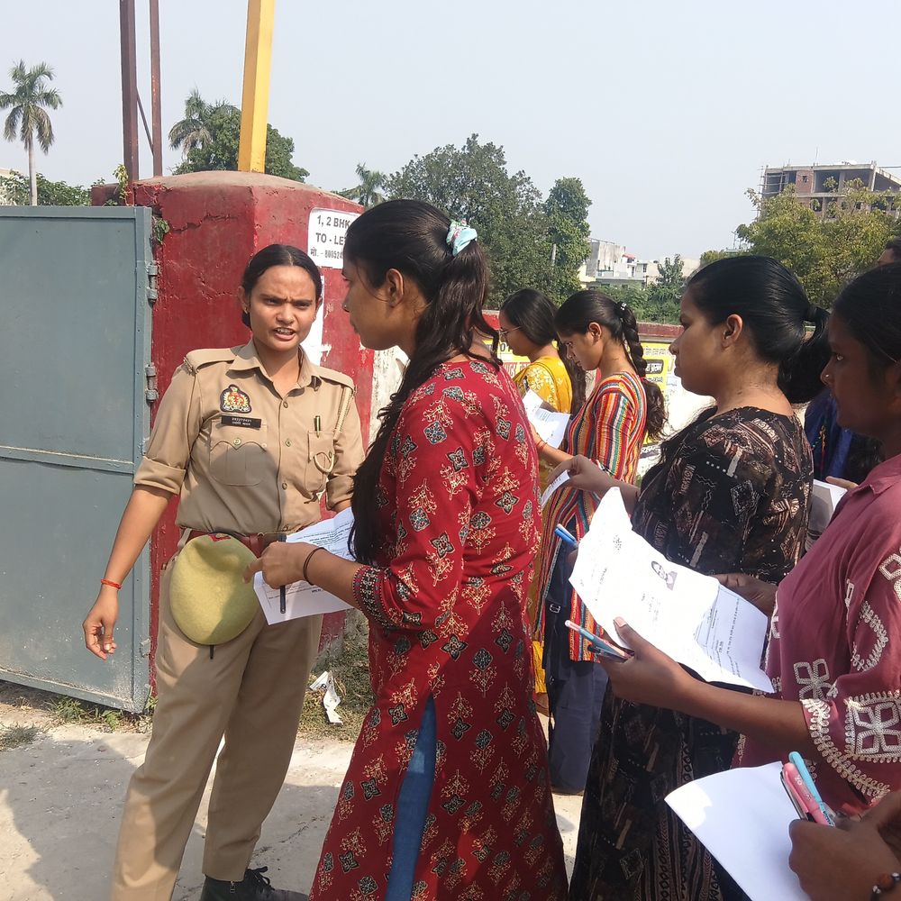 फतेहपुर में 36 हजार अभ्यर्थी देंगे PET:पहली पाली के बच्चे बोले – करंट अफेयर्स के सवाल ज्यादा आए लेकिन रहे आसान
