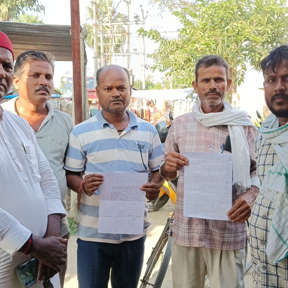 भागीरथपुर में एक ही रात दो मोटरसाइकिलें चोरी:पीड़ितों ने थाने में शिकायत दर्ज कराई, पुलिस जांच में जुटी