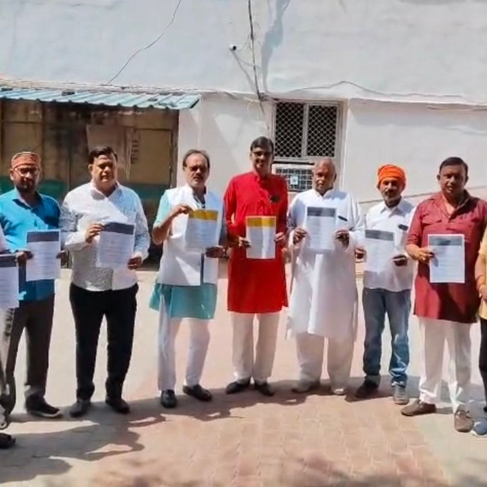 रायबरेली में व्यापार मंडल ने वेतन बढ़ाने की मांग:2 हजार से ज्यादा के लेनदेन पर MDR हटाने की मांग, 10 हजार तक फ्री करने का सुझाव