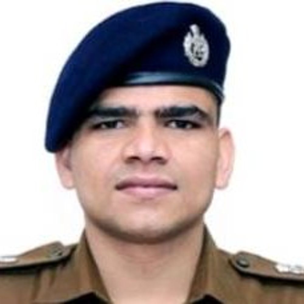 रामगढ़ में दो अपराधियों पर सीसीए के तहत कार्रवाई:राहुल दुबे गिरोह के सुजीत डोम पर निरुद्धादेश, तुषार मिश्रा की अवधि बढ़ाई