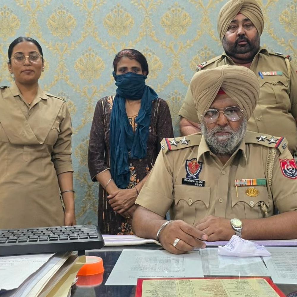 जगराओं में हेरोइन समेत महिला तस्कर गिरफ्तार:ग्राहकों का इंतजार कर रही थी, पुलिस ने पकड़ा; पहले से दर्ज हैं 2 केस
