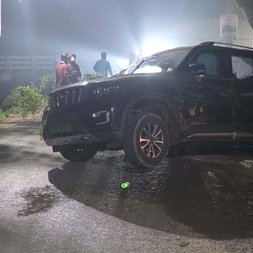 अरवल में कार रेलिंग से टकराई, एक की मौत:कैनाल नहर पुल पर हादसे में चार लोग जख्मी, पुलिस ने शव पोस्टमार्टम के लिए भेजा