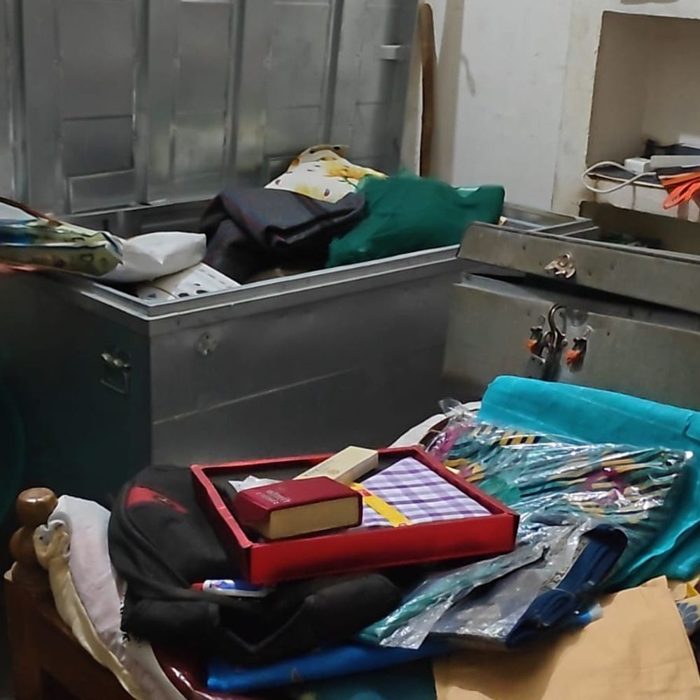 सतगावां में बंद घर से 15 लाख के जेवरात चोरी:नागपुर में रहने वाले कुणाल सिंह के घर को बनाया निशाना, पुलिस जांच में जुटी