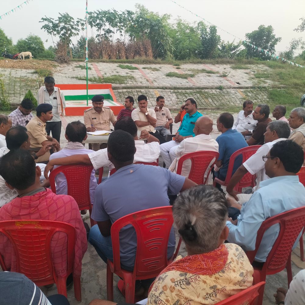 नीमा चाँदपूरा में शांति समिति की बैठक:दुर्गा पूजा पर सौहार्दपूर्ण माहौल बनाए रखने की अपील, अफवाह फैलाने वालों को कार्रवाई की चेतावनी