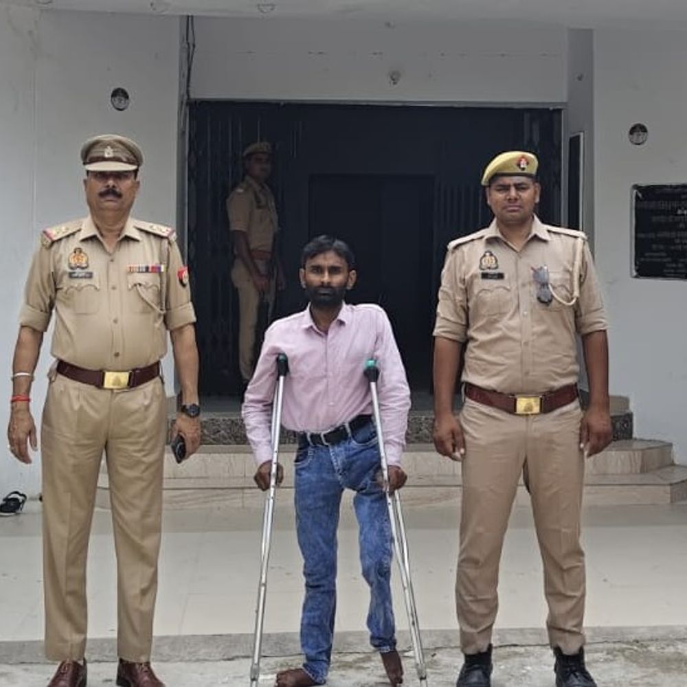 छात्रा की आत्महत्या के मामले में कोचिंग संचालक गिरफ्तार:सीतापुर में परिजनों ने लगाया था प्रताड़ित करने का आरोप