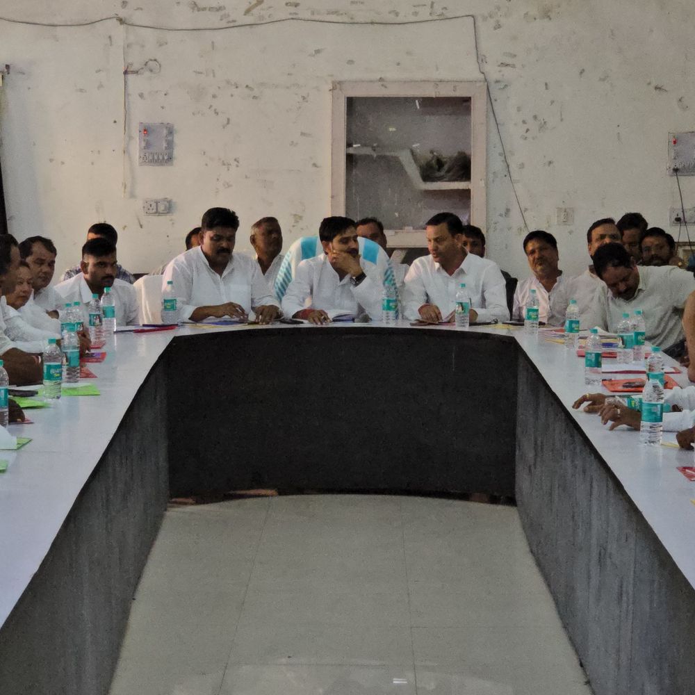 करौली नगर परिषद की पहली सभा में हंगामा:सफाई, सड़क और सीवरेज पर तीखी बहस, हर वार्ड को 20 लाख के विकास कार्यों की घोषणा