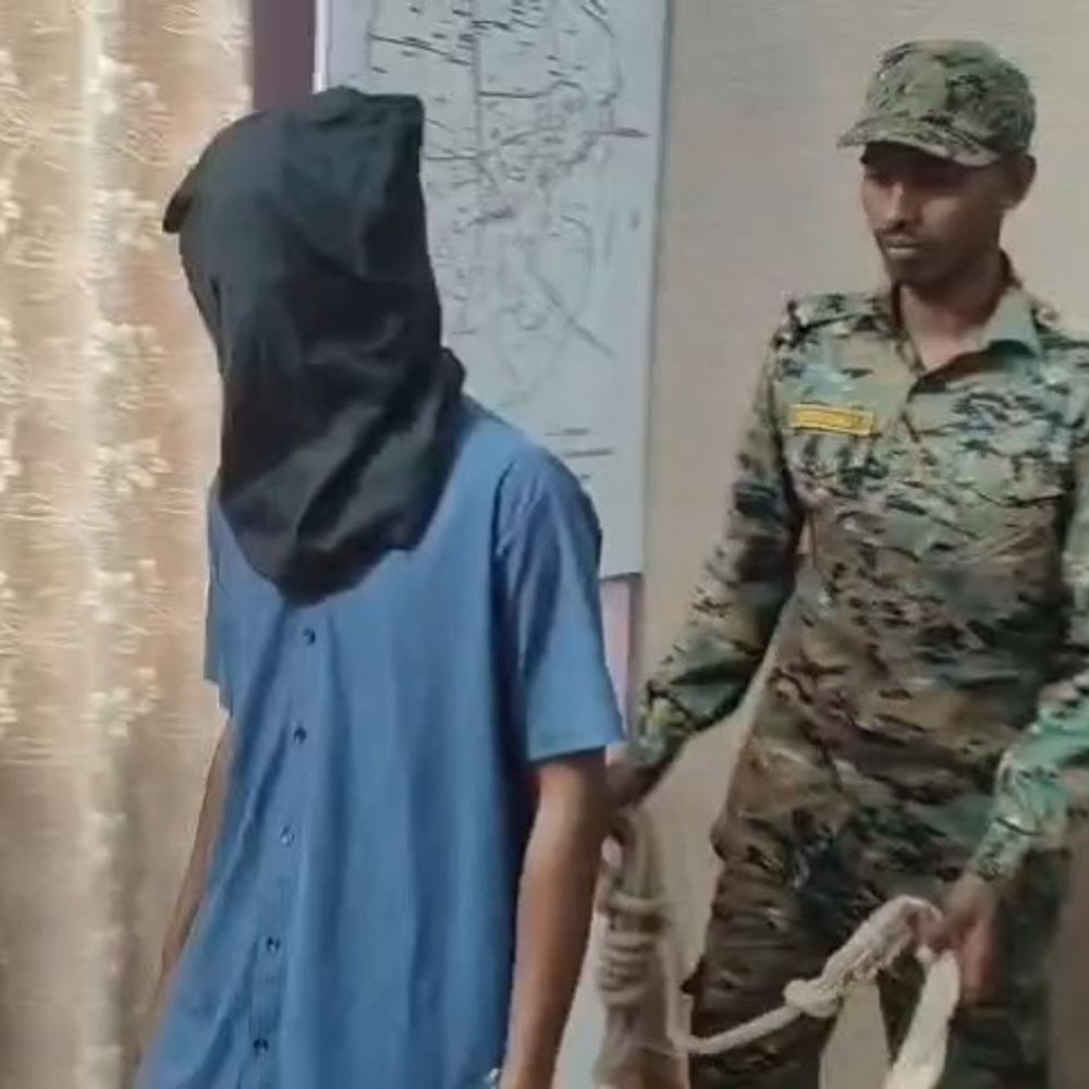 नाबालिग से दोस्ती कर किया रेप, ब्लैकमेल भी किया:गुमला में आरोपी गिरफ्तार, अश्लील फोटो-वीडियो वायरल करने की धमकी देता था