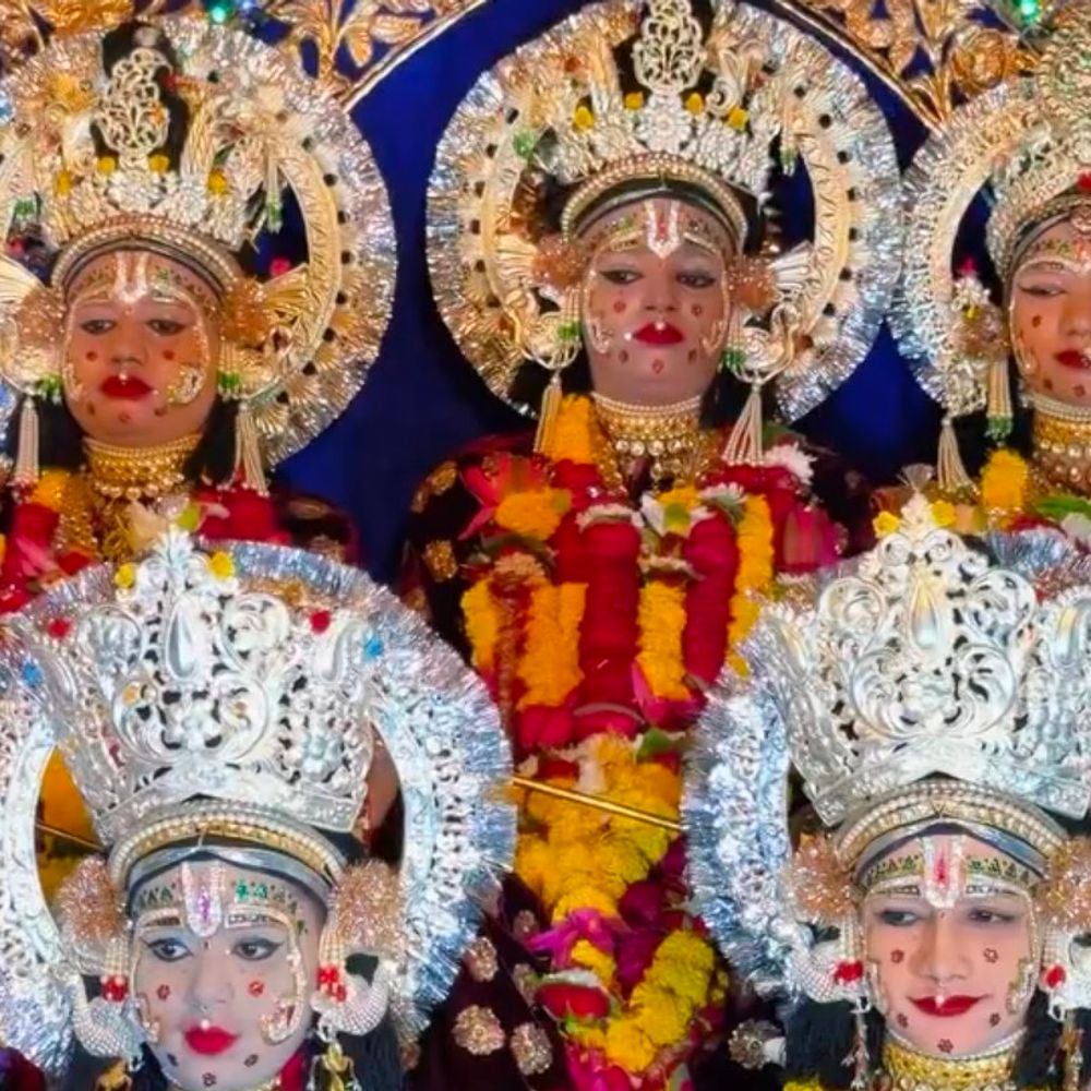 प्रयागराज में धूमधाम से हुआ भरत मिलाप-VIDEO:श्रीराम और भाइयों के गले मिलते ही भावुक हुए लोग, गूंजे जयकारे