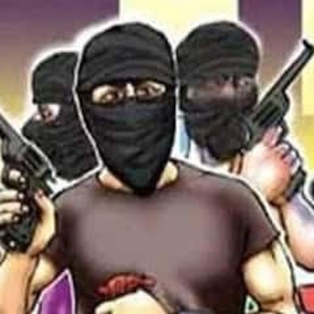 दतिया में शादी से लौट रही महिला से लूट:बाइक सवार 3 बदमाशों ने दंपती को घेरा, सोने का हार छीनकर फरार