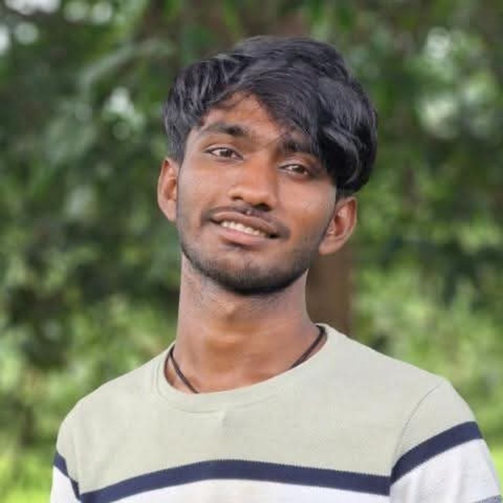 गिरिडीह में पिकअप की टक्कर से बाइक सवार की मौत:युवक ने रांची में इलाज के दौरान दम तोड़ा, बगोदर-सरिया रोड पर हुआ था हादसा