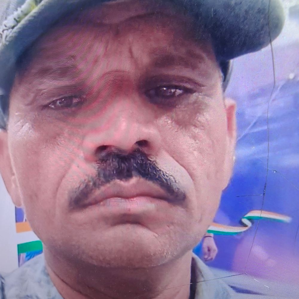 कानपुर में संविदा लाइनमैन की करंट से मौत:फाल्ट ठीक करते समय हादसा, हैलट में तोड़ा दम