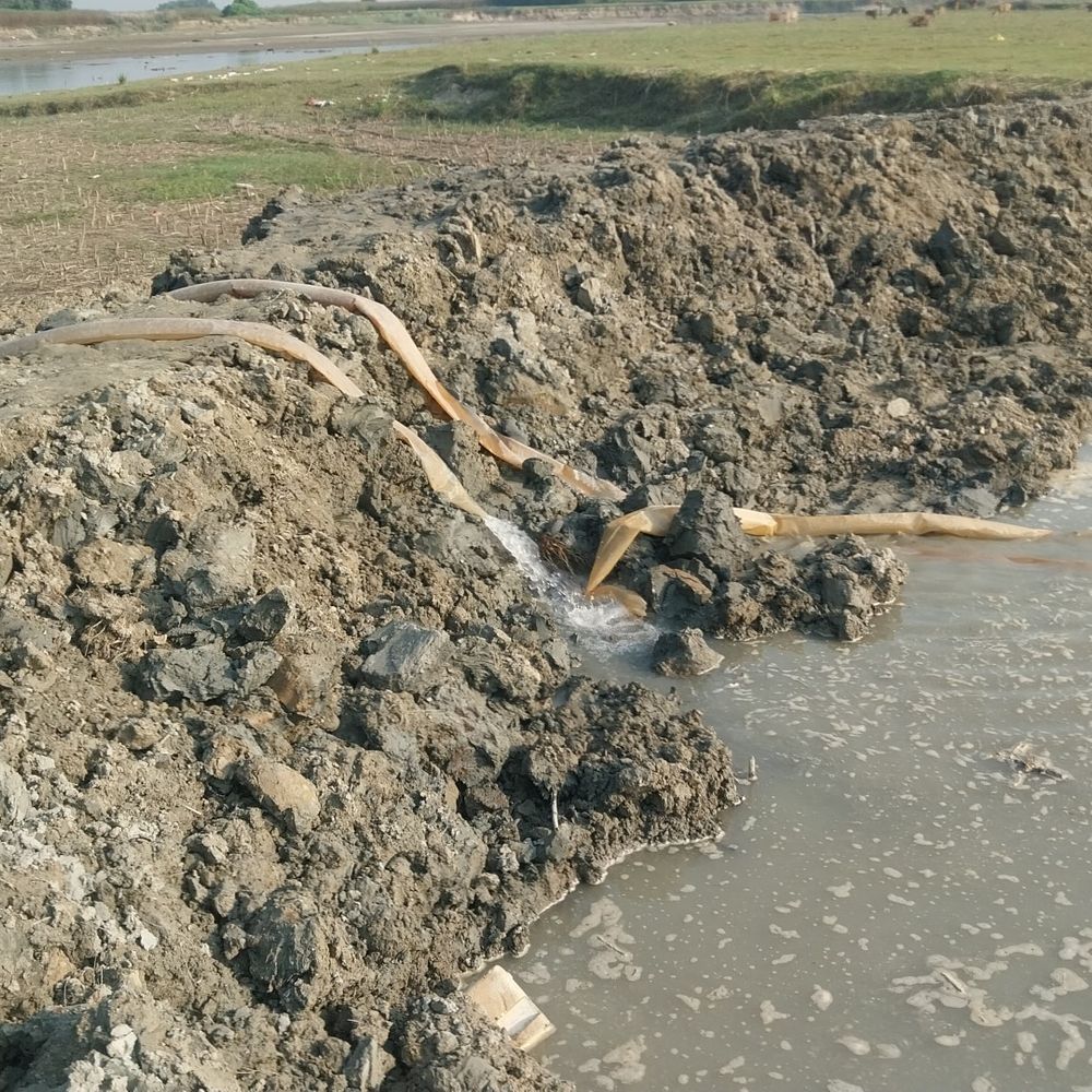 अररिया में परमान नदी किनारे बनेगा आर्टिफिशियल पोखर:NGT के निर्देश पर दुर्गा प्रतिमाओं का इसमें होगा विसर्जन