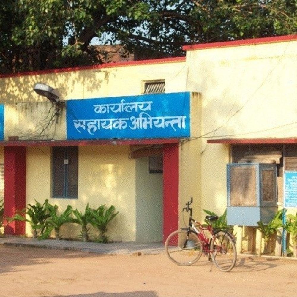 खराब सड़कों की फोटो-वीडियो भेजें:बांदा में जल जीवन मिशन से खुदी 5 किमी सड़कें सुधरेंगी, 1 अक्टूबर से अभियान शुरू