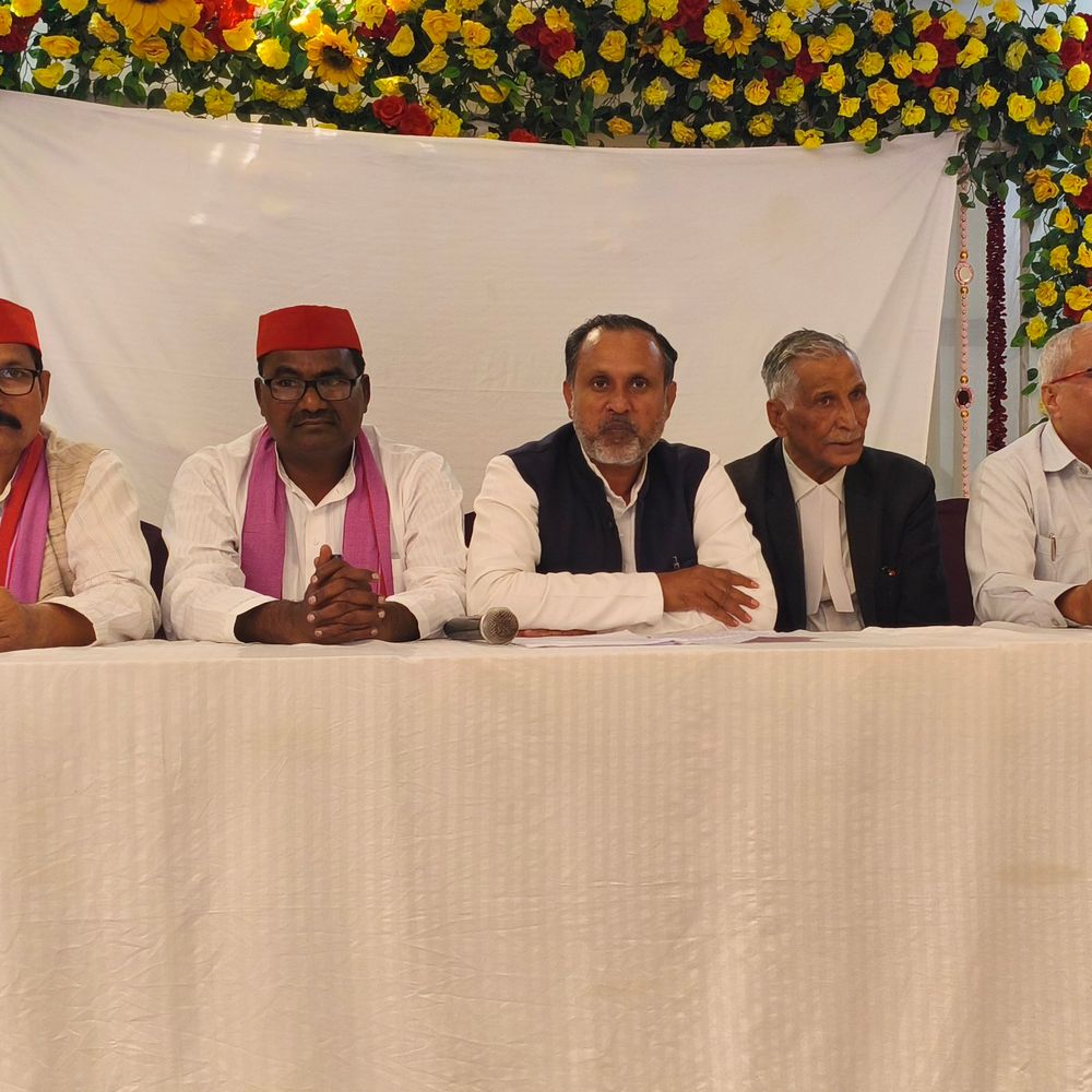 CM की सभा में आचार संहिता के उल्लंघन का आरोप:सपा प्रत्याशी डॉ. मानसिंह यादव ने चुनाव आयोग से शिकायत कर कार्रवाई मांगी
