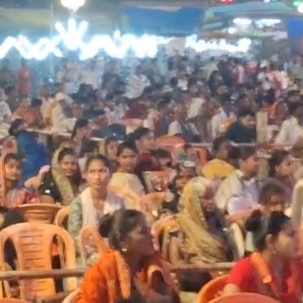 दशरथ मरण का भावुक मंचन:राम के वनवास के बाद पुत्र वियोग में राजा दशरथ ने त्यागे प्राण