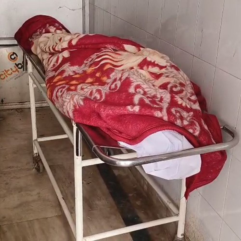 गुमला में दो युवकों ने फांसी लगाकर जान दी:एक की मानसिक स्थिति ठीक नहीं थी, दूसरे की मौत का कारण स्पष्ट नहीं