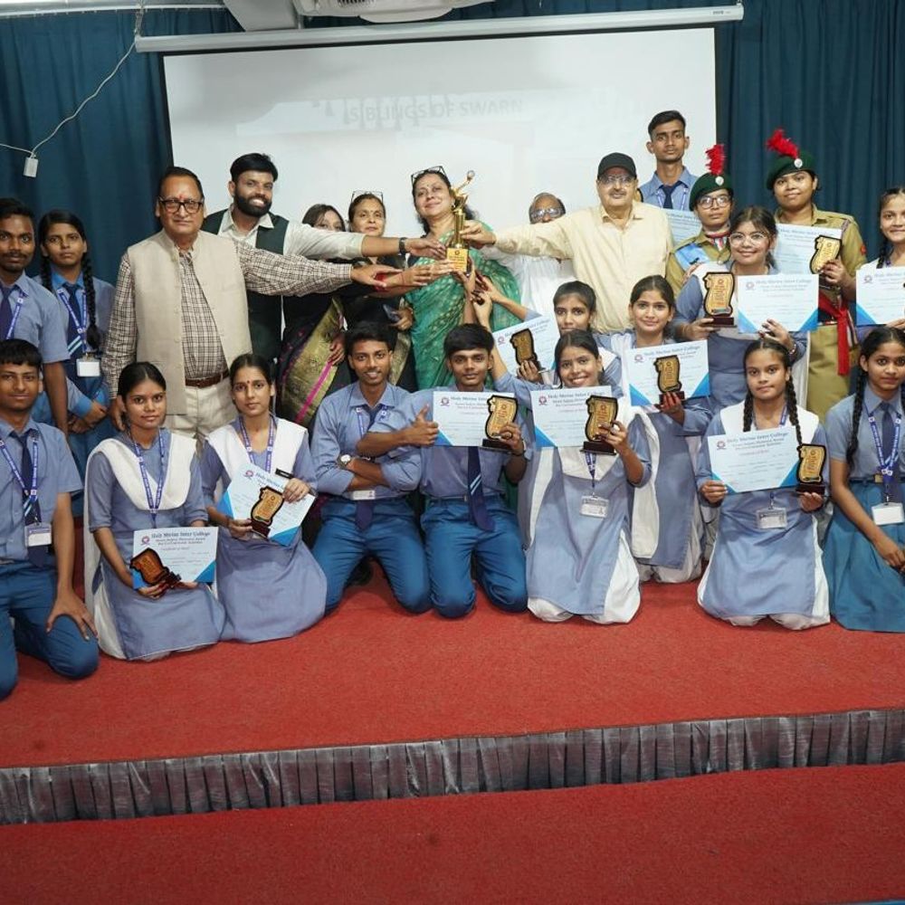 लखनऊ में स्वर्ण सड़ाना मेमोरियल प्रतियोगिता:होली श्राइन प्रथम, वरदान इंटरनेशनल दूसरे स्थान पर रहा